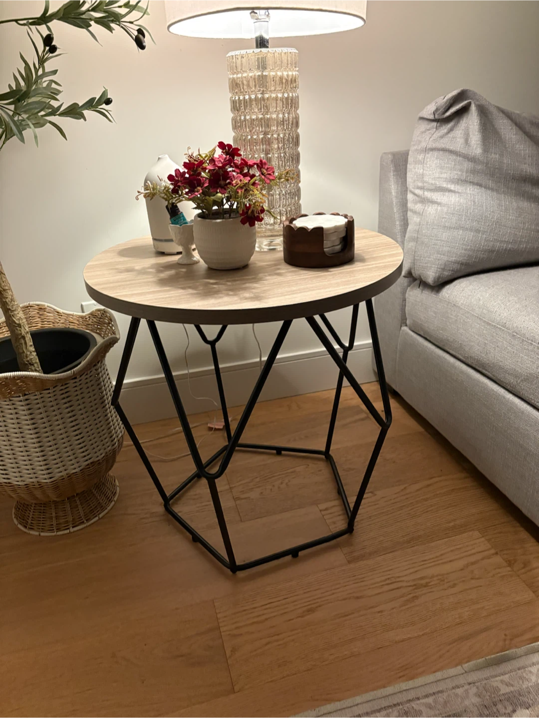 Round Side Table with Geometric Metal Base