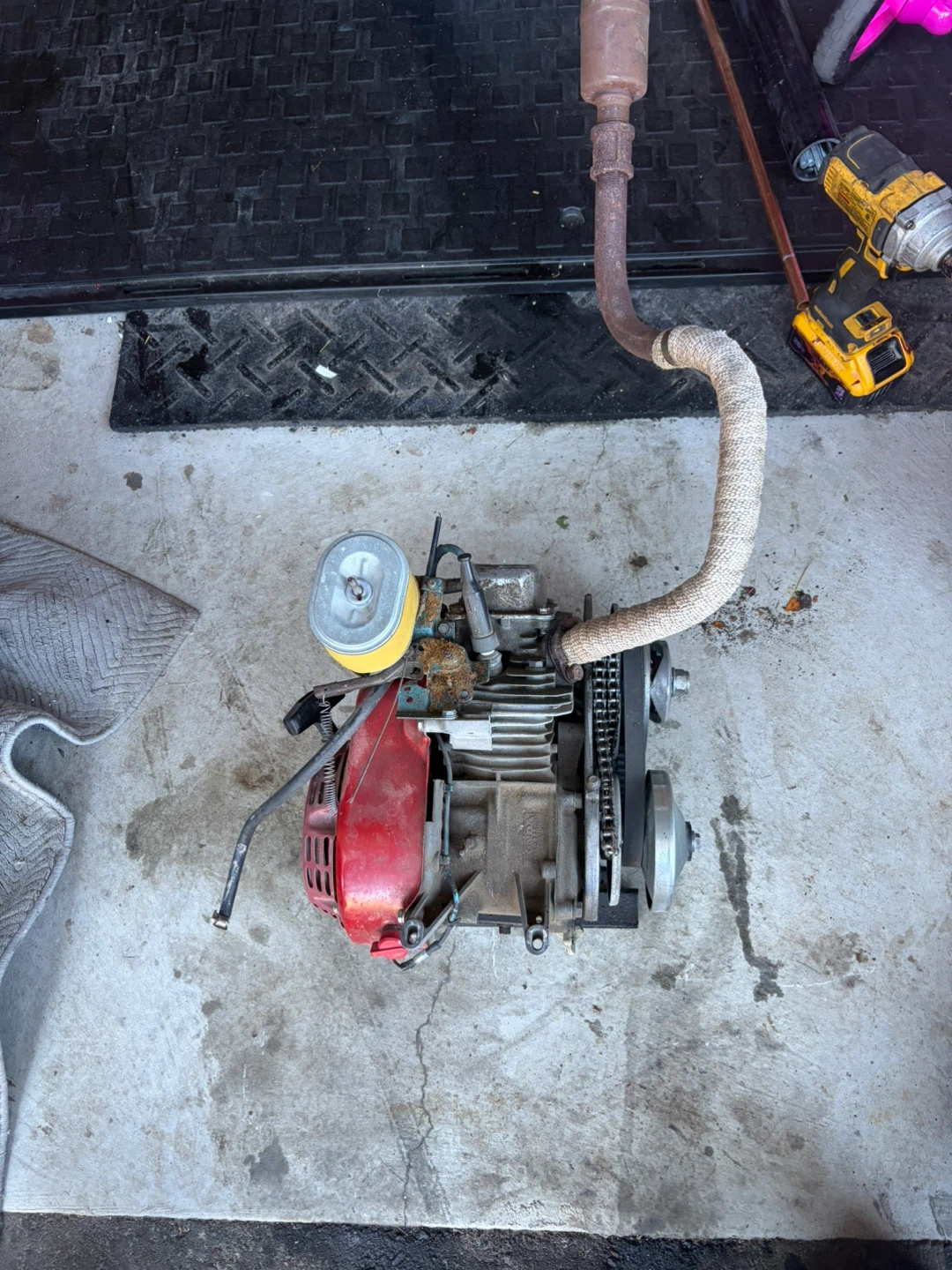 Small Gasoline Engine with Torque Converter