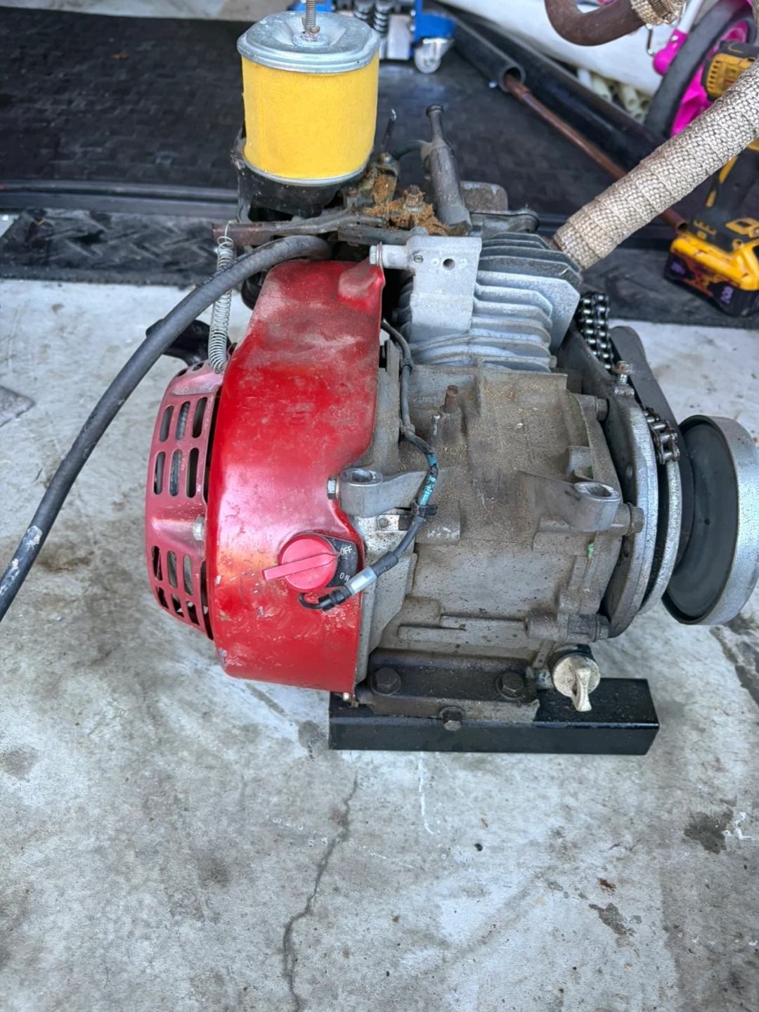 Small Gasoline Engine with Torque Converter - photo 2