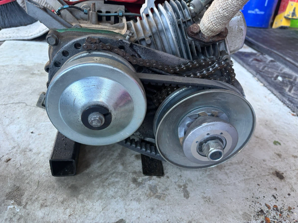 Small Gasoline Engine with Torque Converter - photo 4