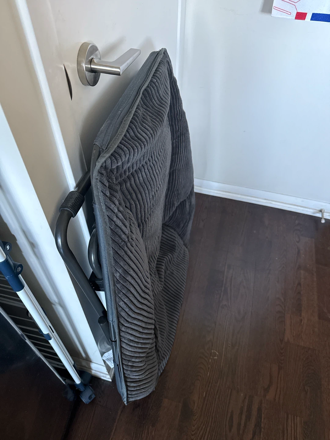 Grey Corduroy Folding Saucer Chair - photo 3