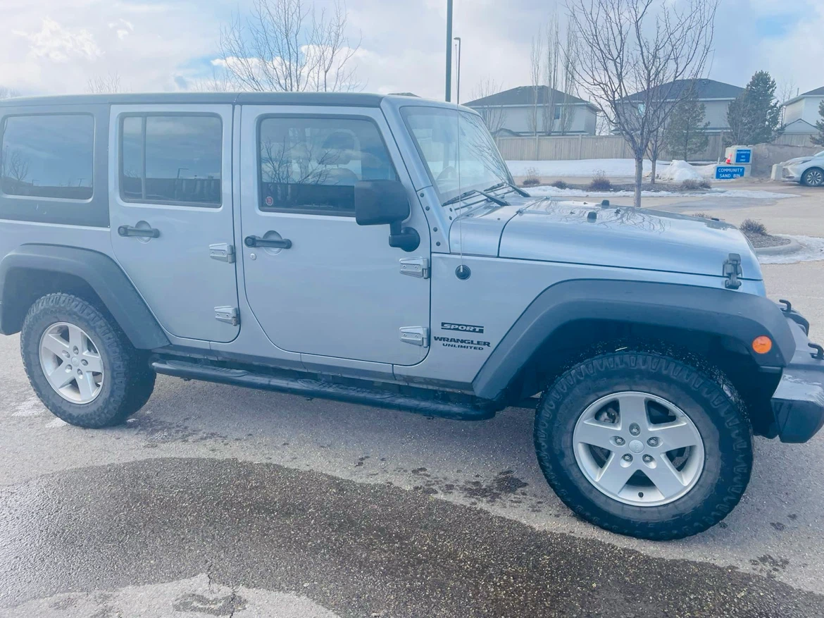 Jeep Wrangler Unlimited Sport - photo 3