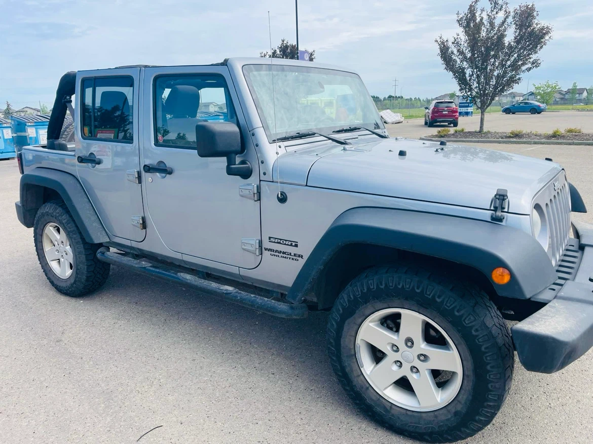 Jeep Wrangler Unlimited Sport - photo 4