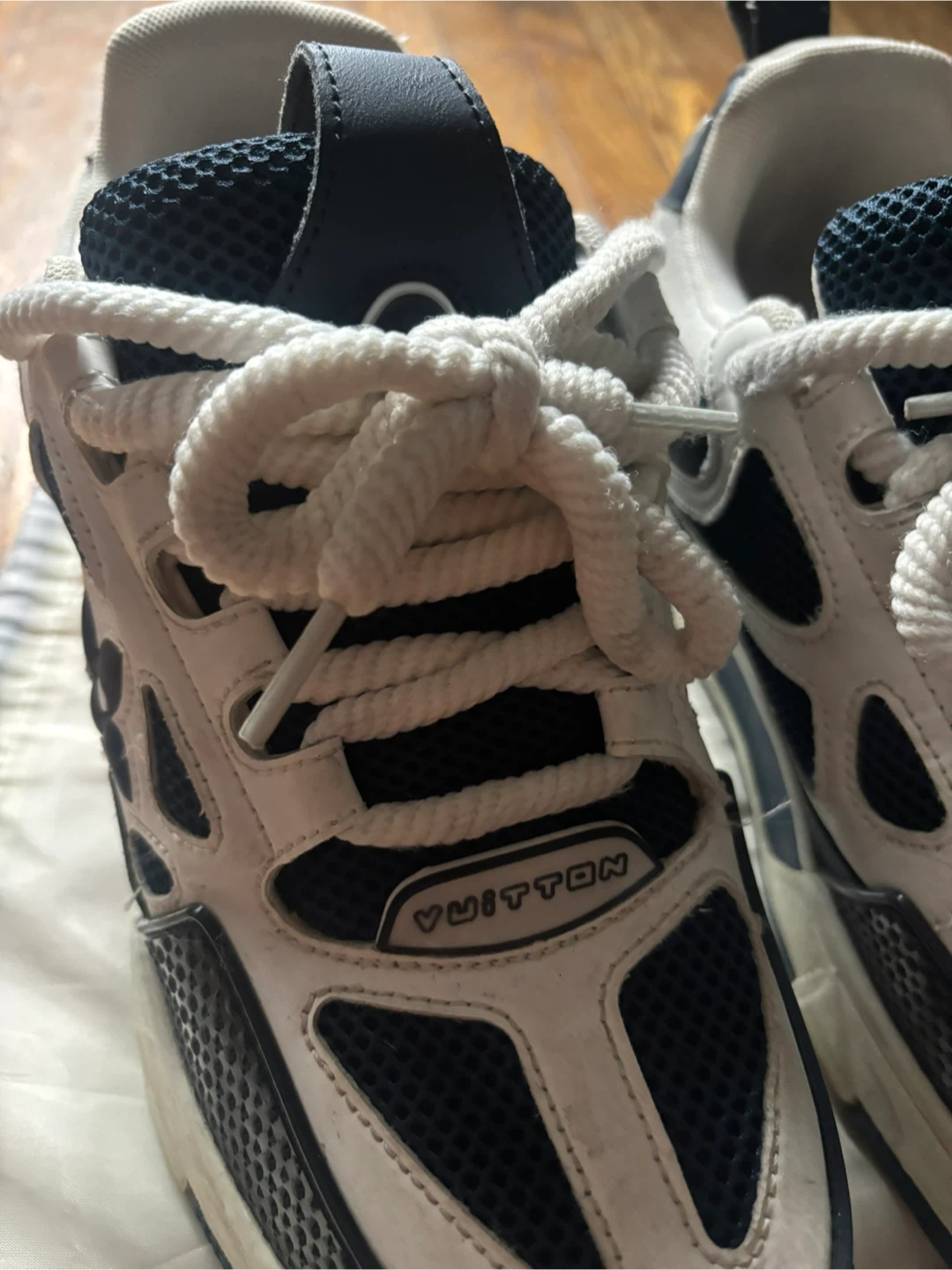 Louis Vuitton Trainers - photo 3