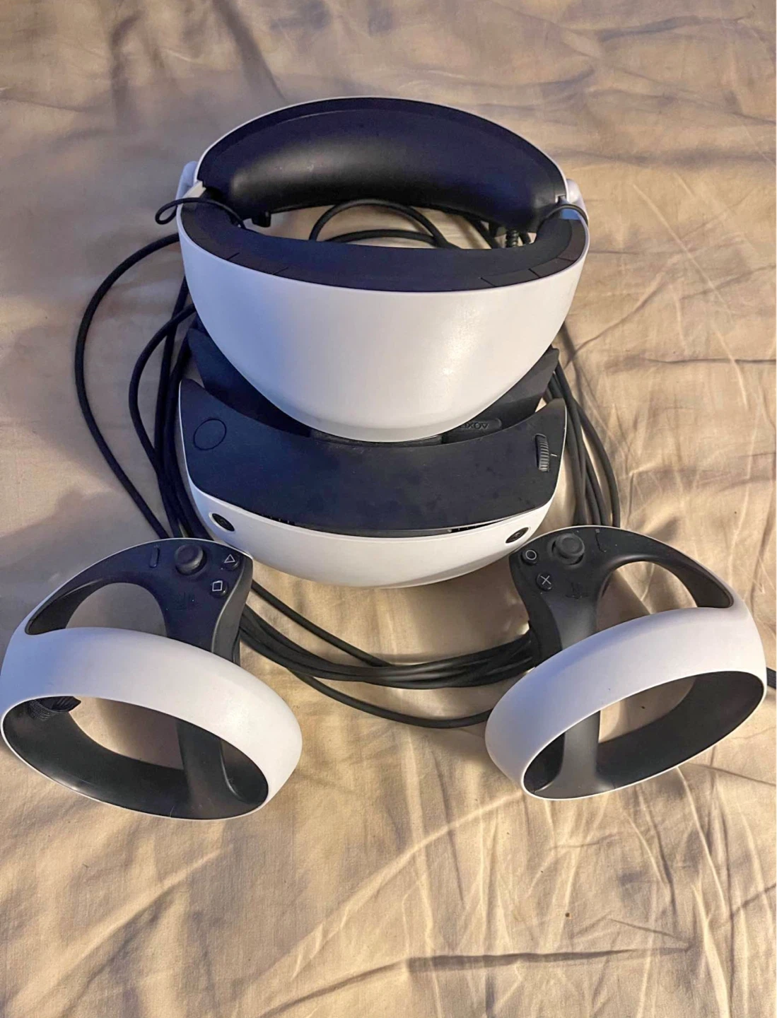 PlayStation VR2 Headset and Controllers