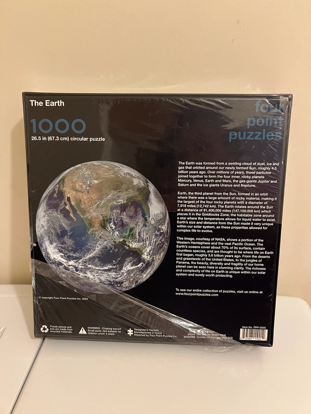 Four Point Puzzles The Earth 1000 Piece Circular Puzzle - photo 2
