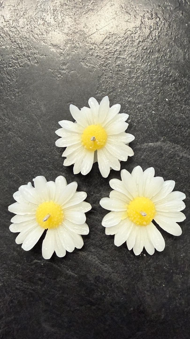 Assorted Decorative Soy Wax Candles - photo 2