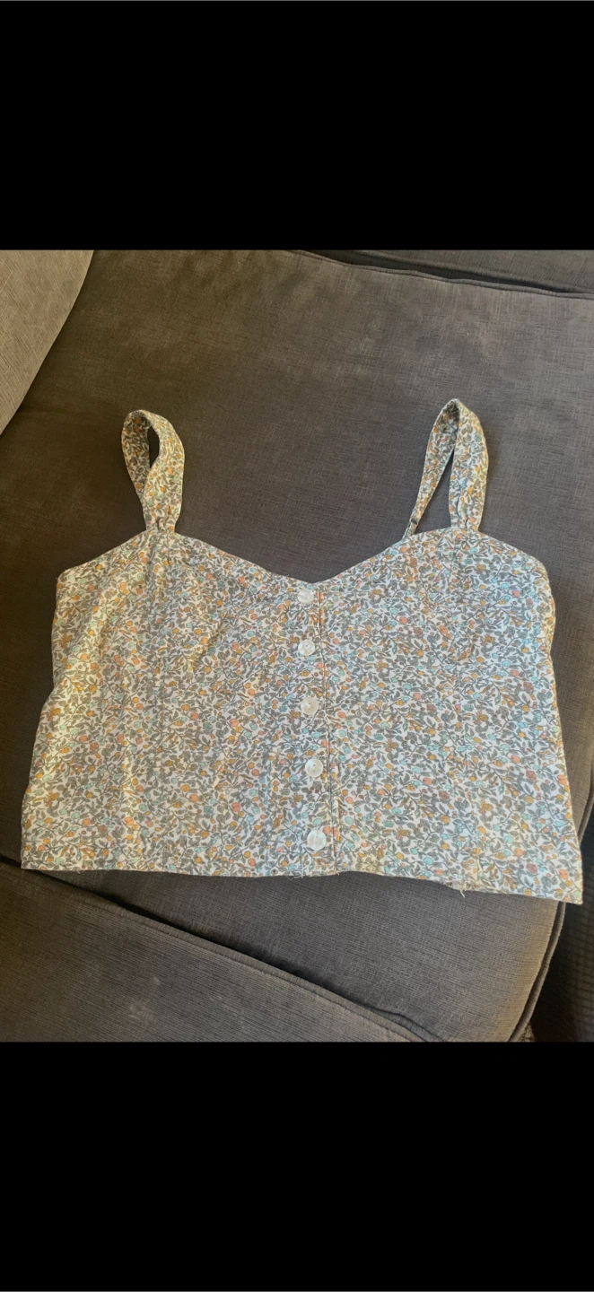 Assorted Women's Tops and Dresses Bundle - photo 3