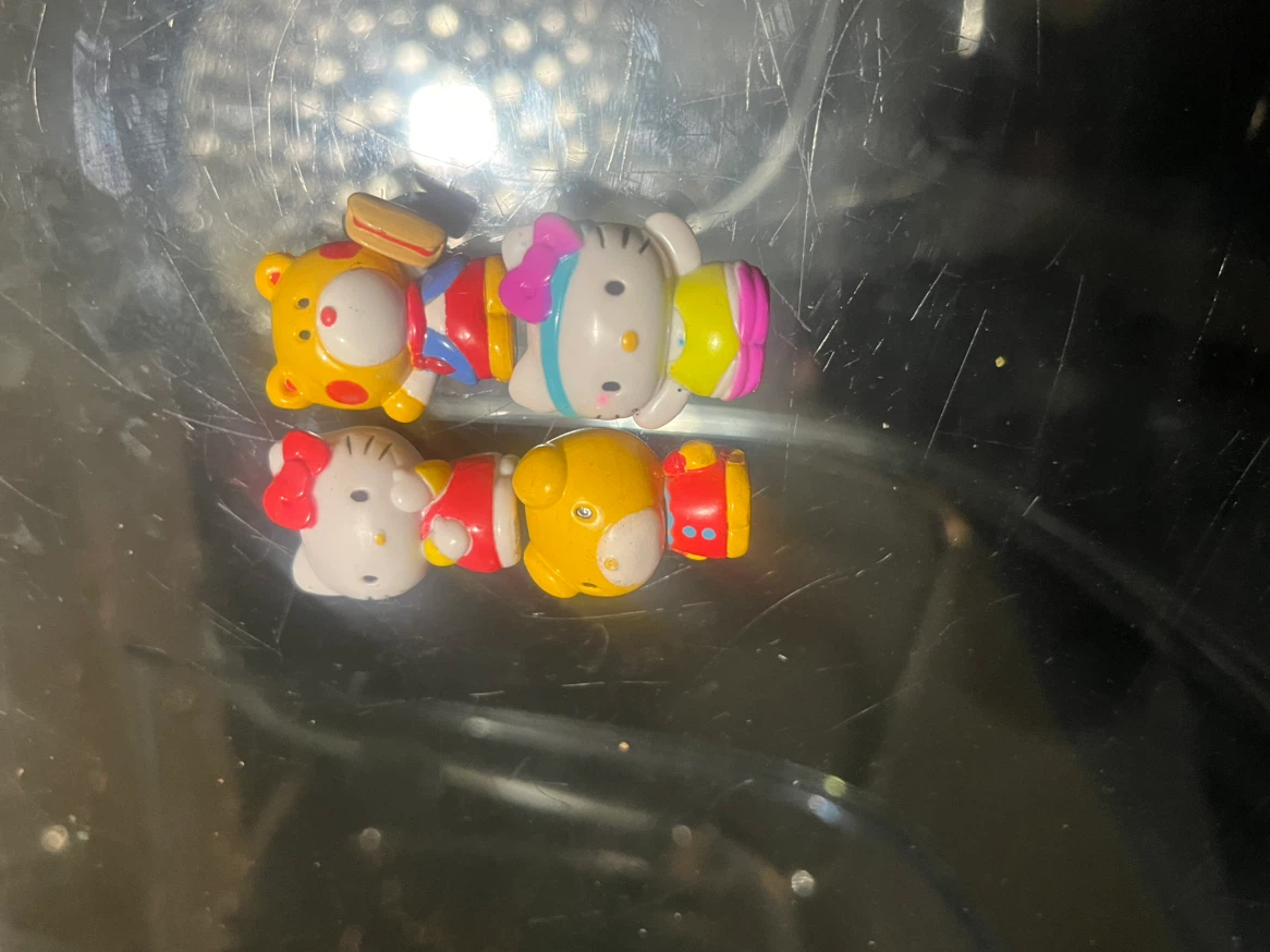 Hello Kitty and bear figurine set