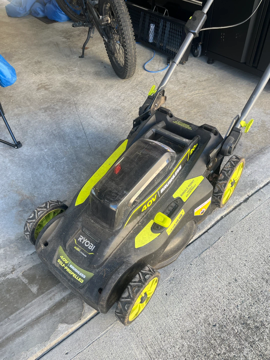 Ryobi 40V Brushless Self-Propelled Lawn Mower - photo 3