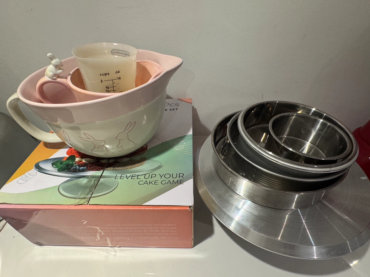 RFAQK Cake Decorating Set and Kitchen Accessories