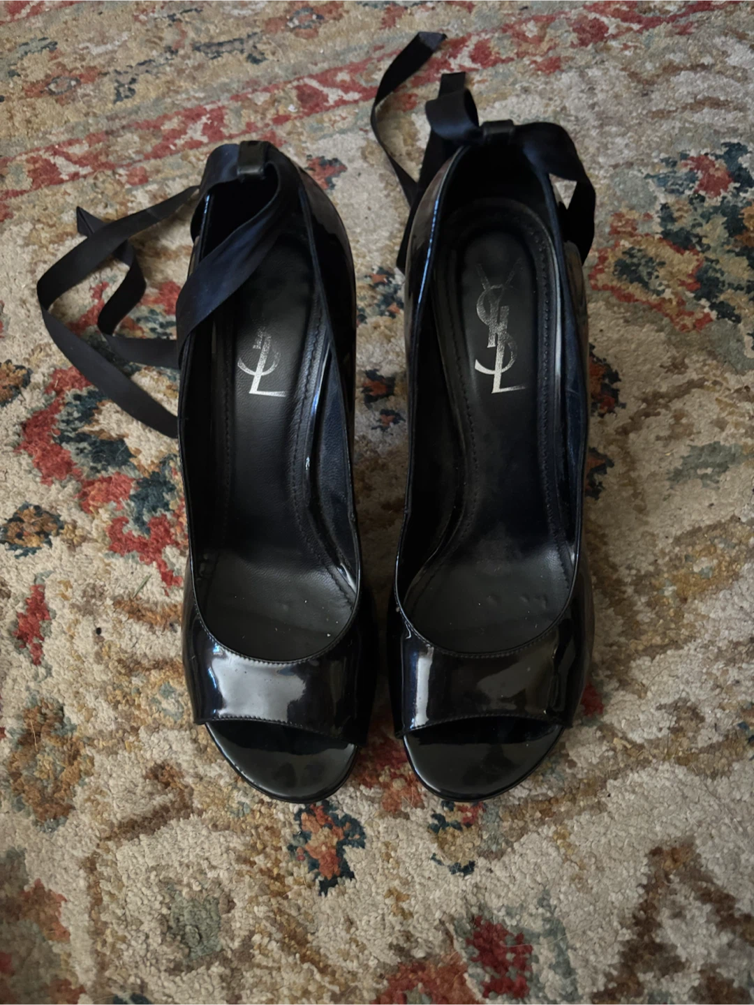 Yves Saint Laurent Black Patent Heels