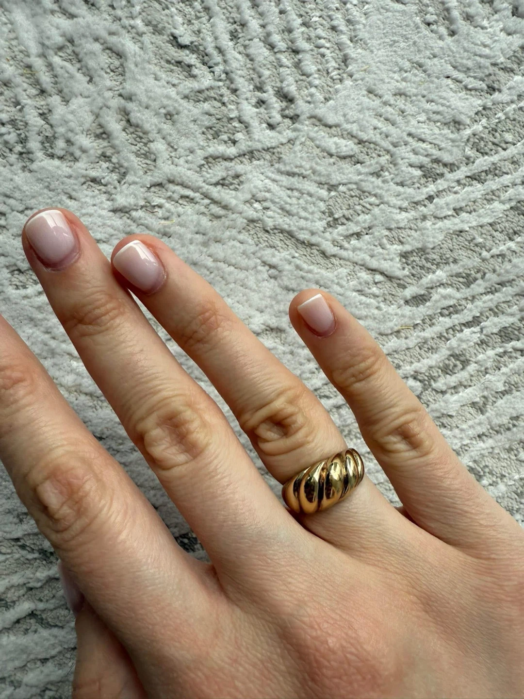 Mejuri Gold-tone croissant ring