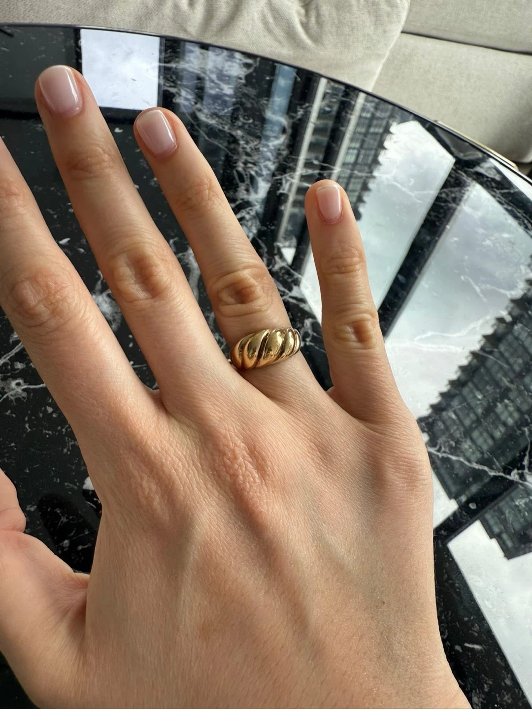 Mejuri Gold-tone croissant ring - photo 2