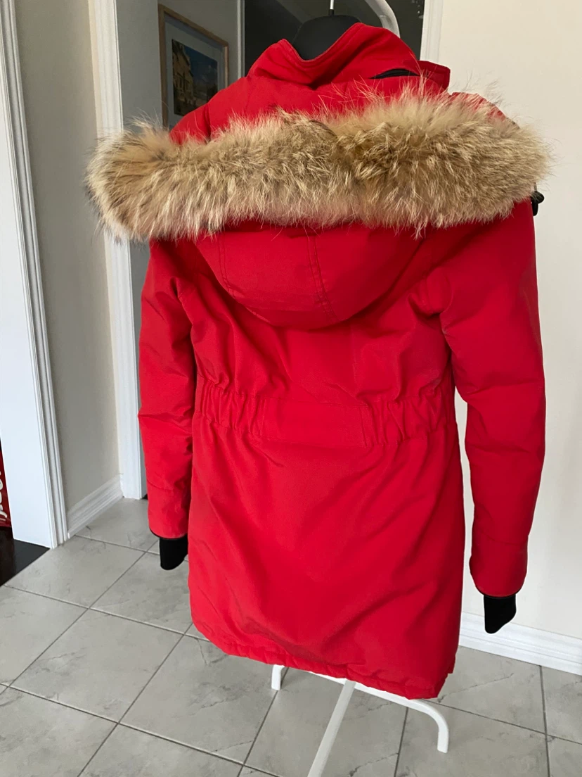 Canada Goose Women’s Red Trillium Down Parka (XXS) - photo 5