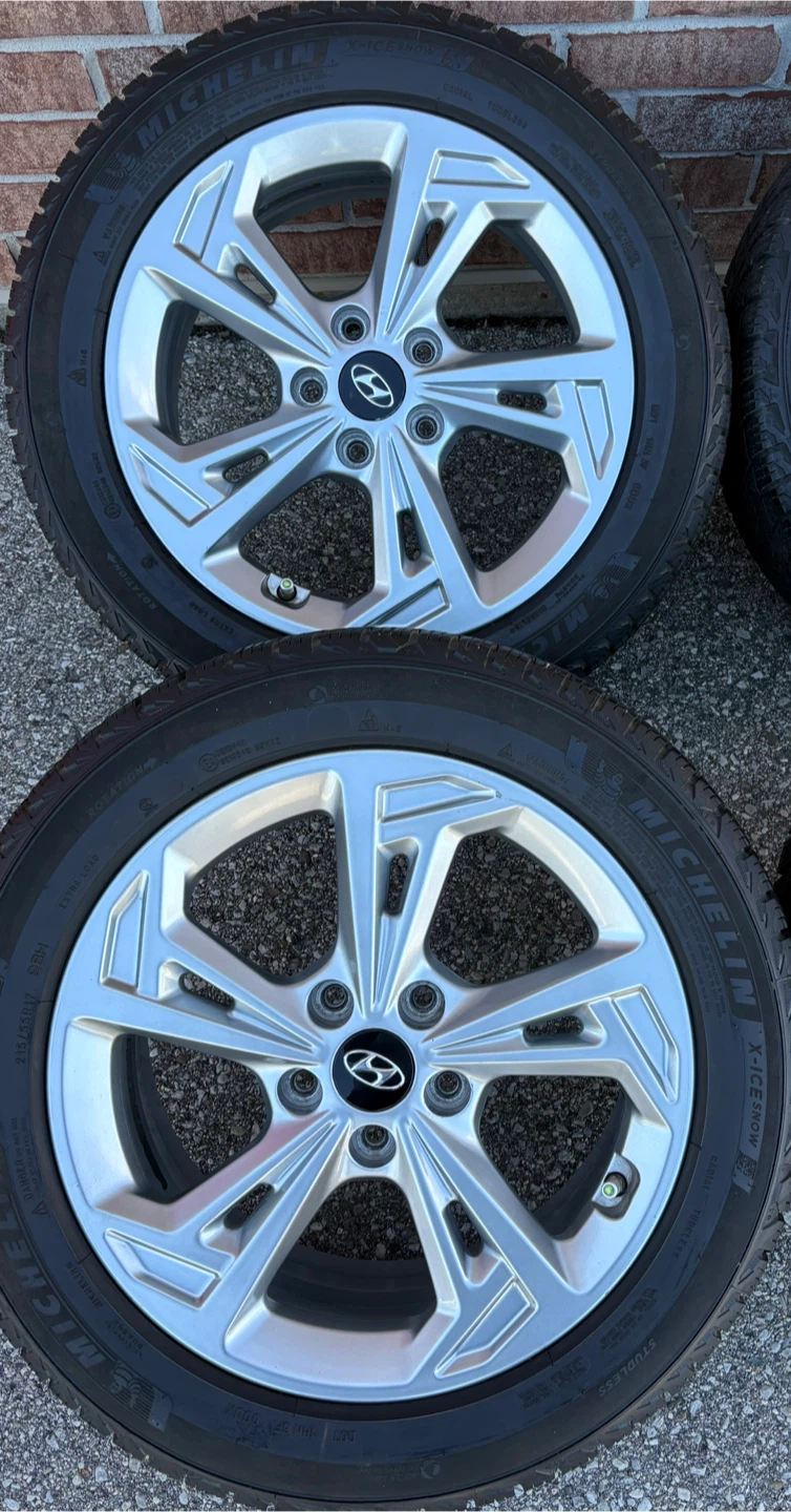 4 x 215/55/17 MECHLIN WINTER AND HYUNDAI KONA RIMS $1550 - photo 3