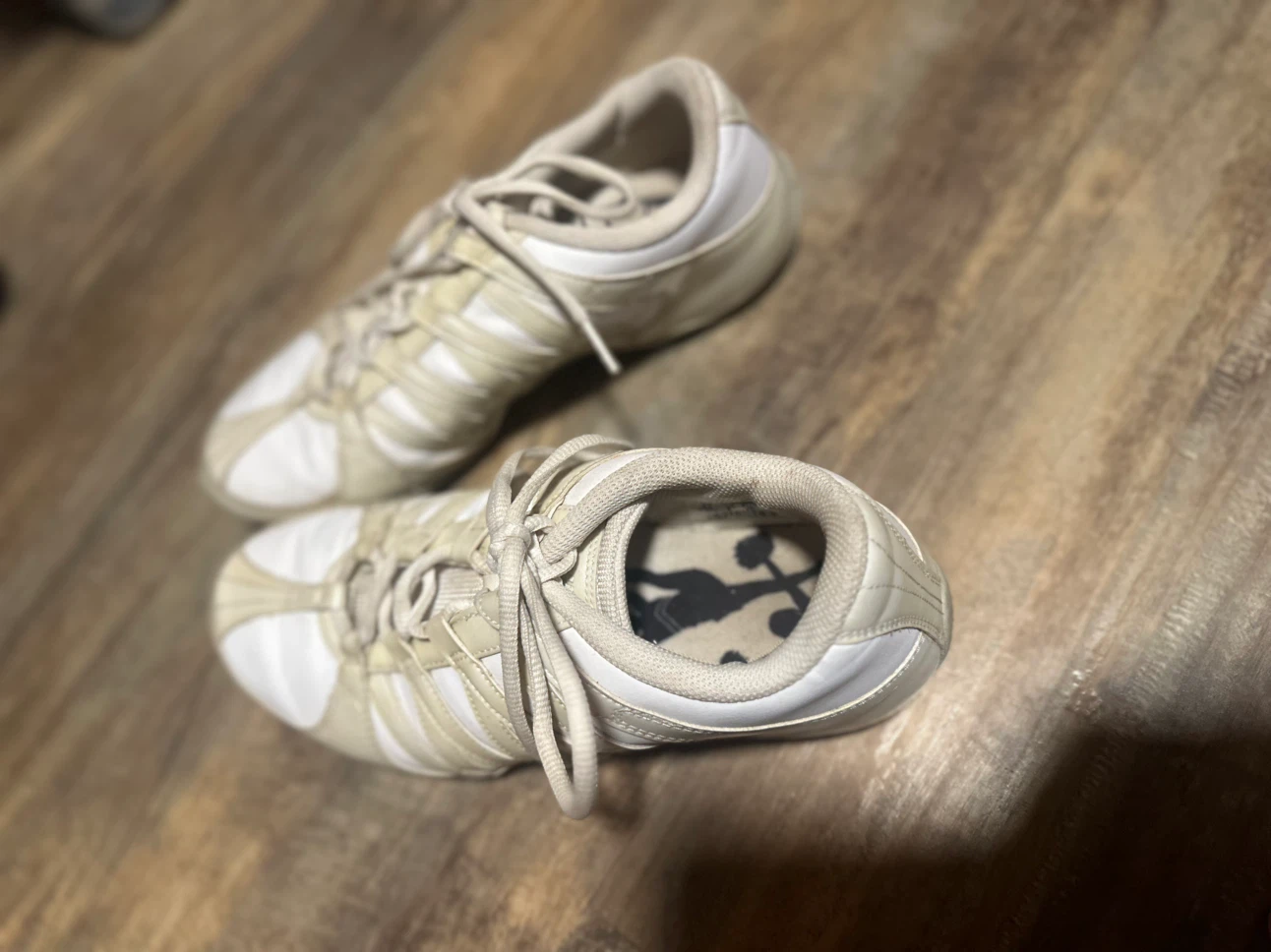 Nike Women's Cheer Shoes Size 8.5 - photo 2