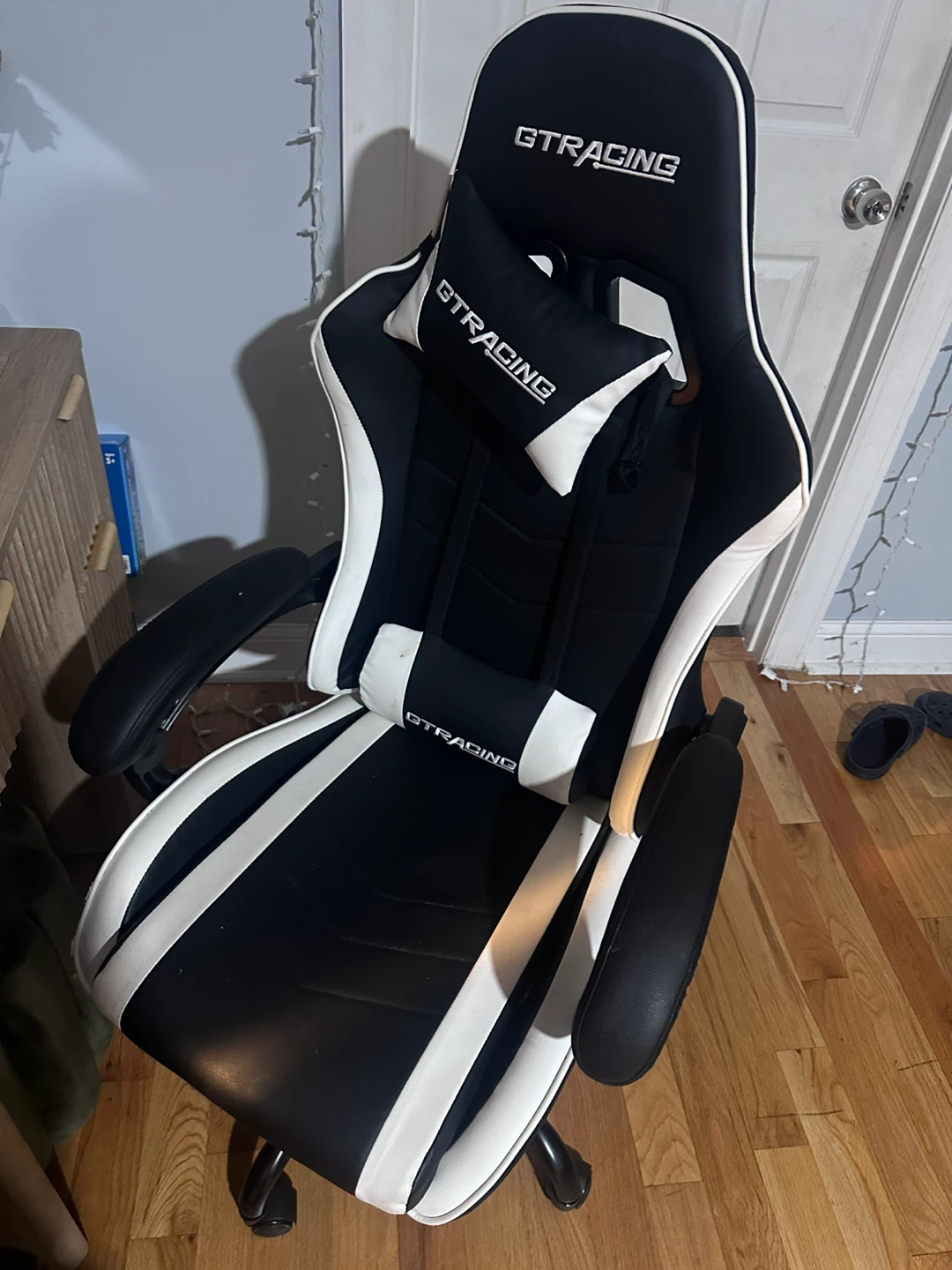 GTRACING Gaming Chair Black and White