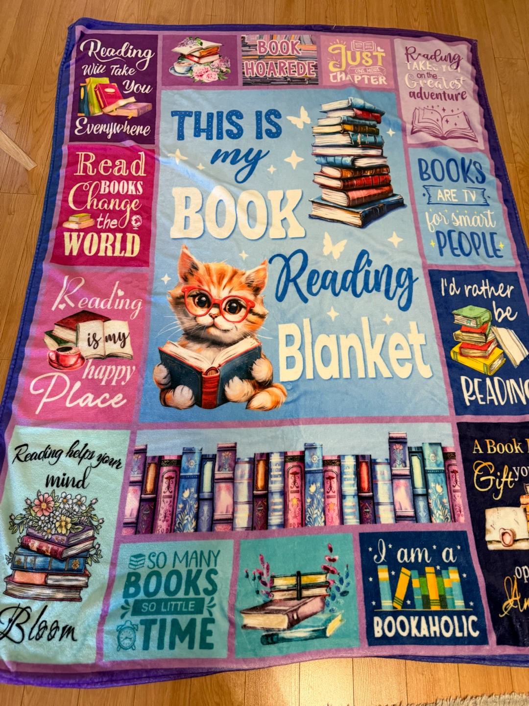 ‘Love to read , throw blanket