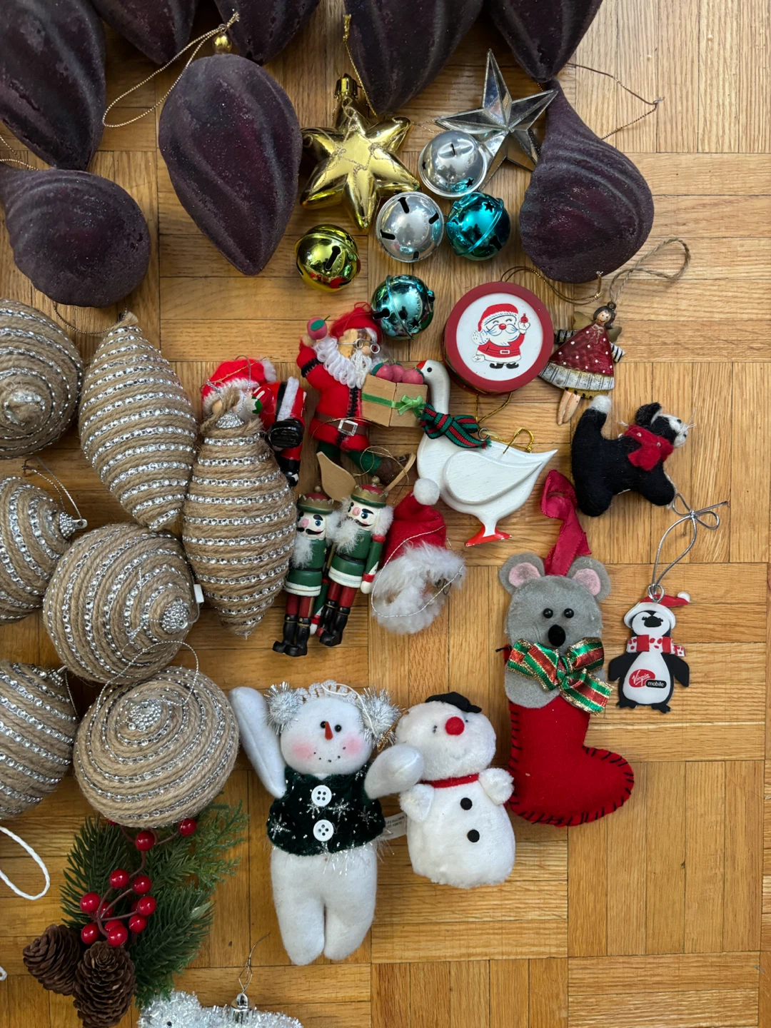 Large Christmas Ornament Collection - photo 3