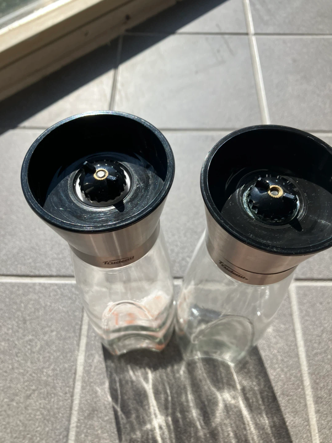 Trudeau Salt and Pepper Mill Set - photo 3