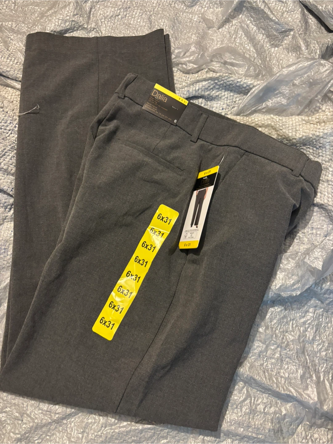 Dalia High Rise Trousers Grey Size 6 x 31