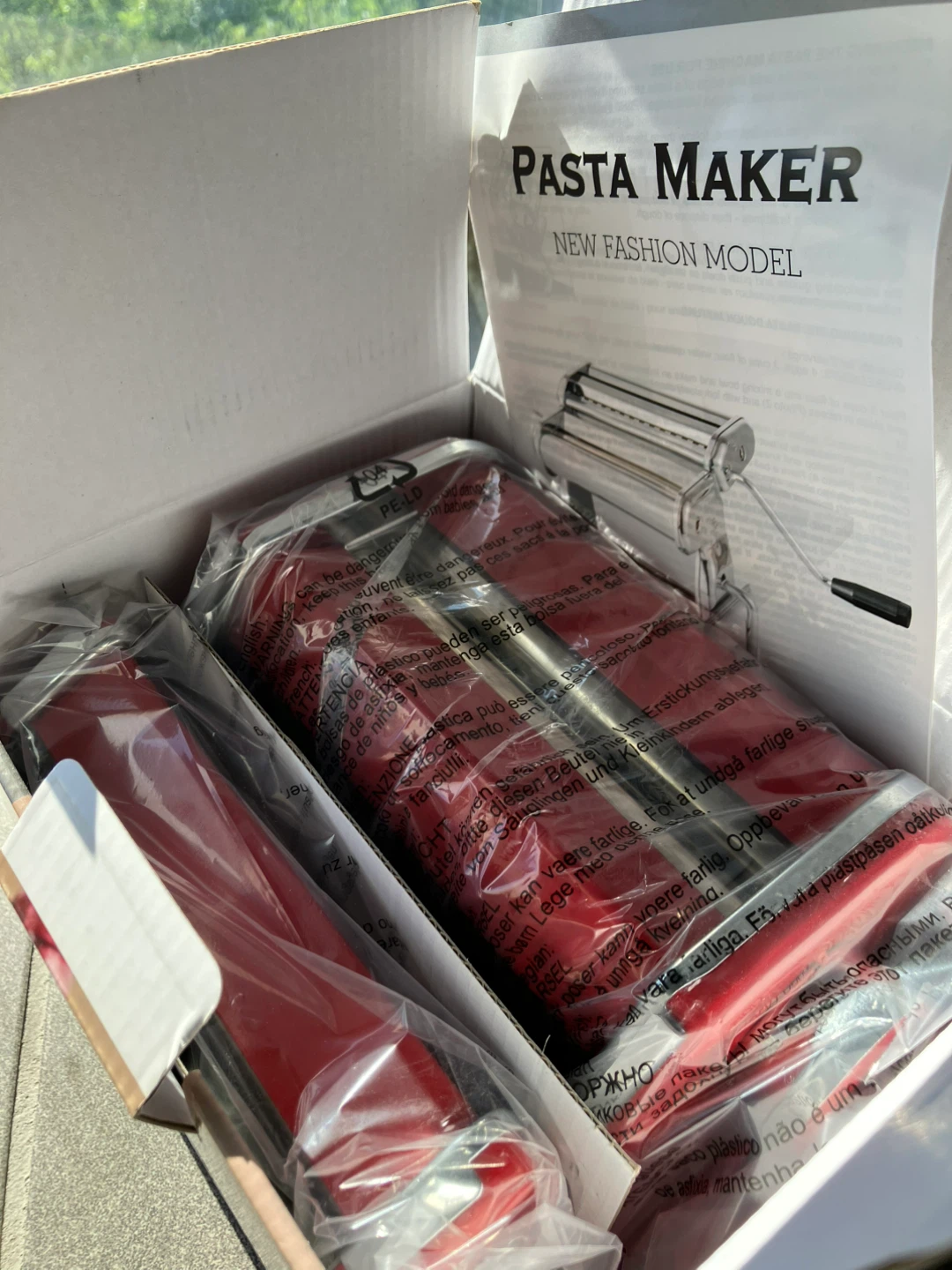 Never opened Red Colore Pasta Machine - photo 2