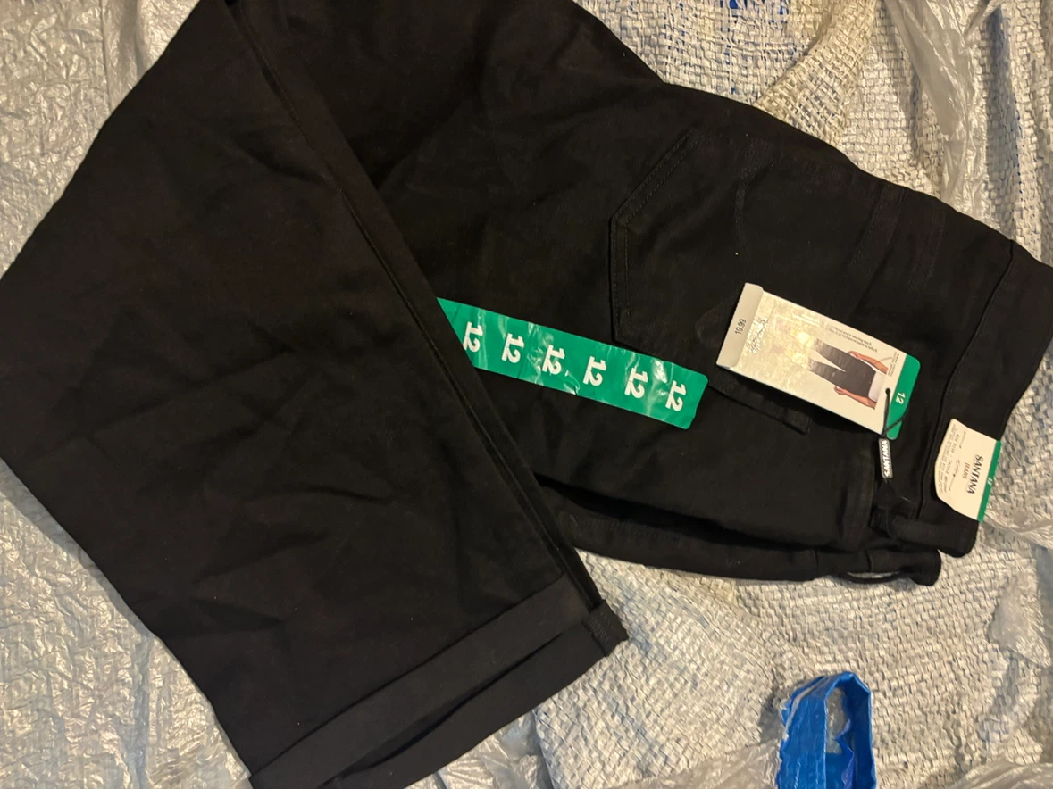 Santana Black Mid Rise Jeans Size 12
