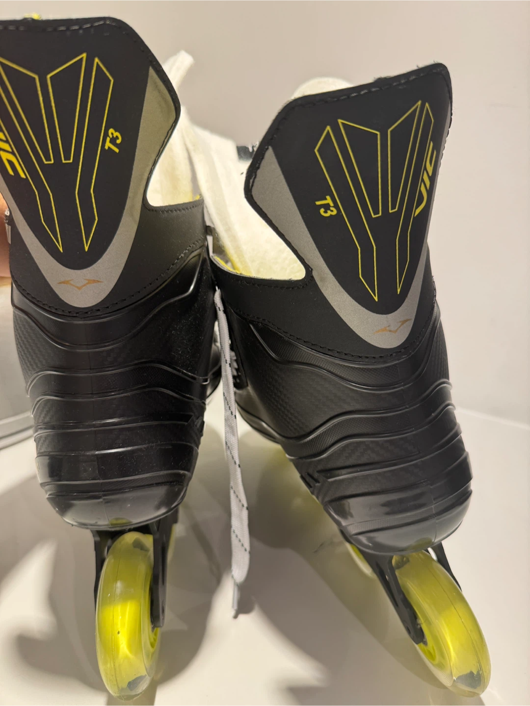 Vic Hockey T3 Street Inline Skates - Size 10 - photo 5