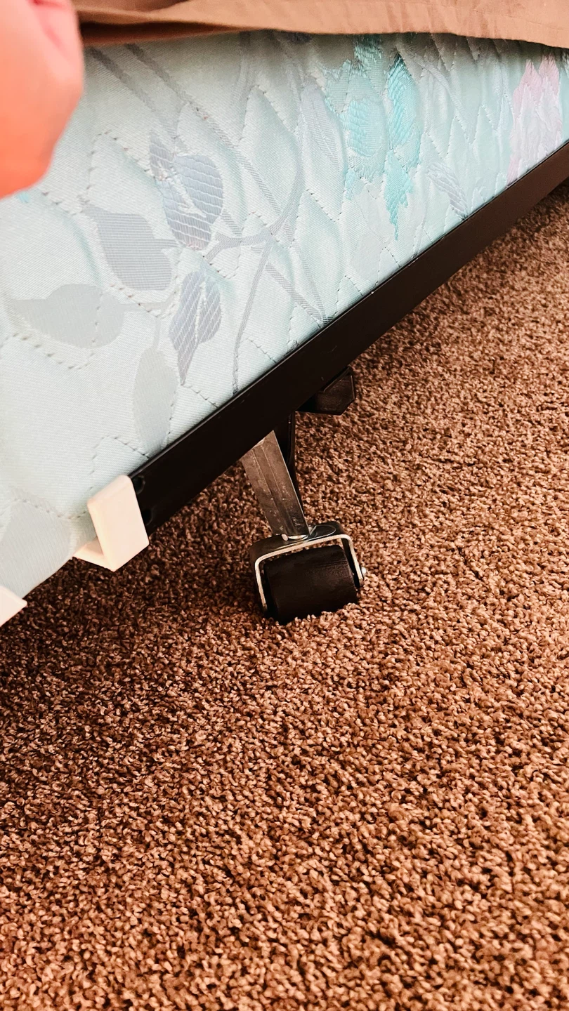 Full size bed & accessories - photo 4