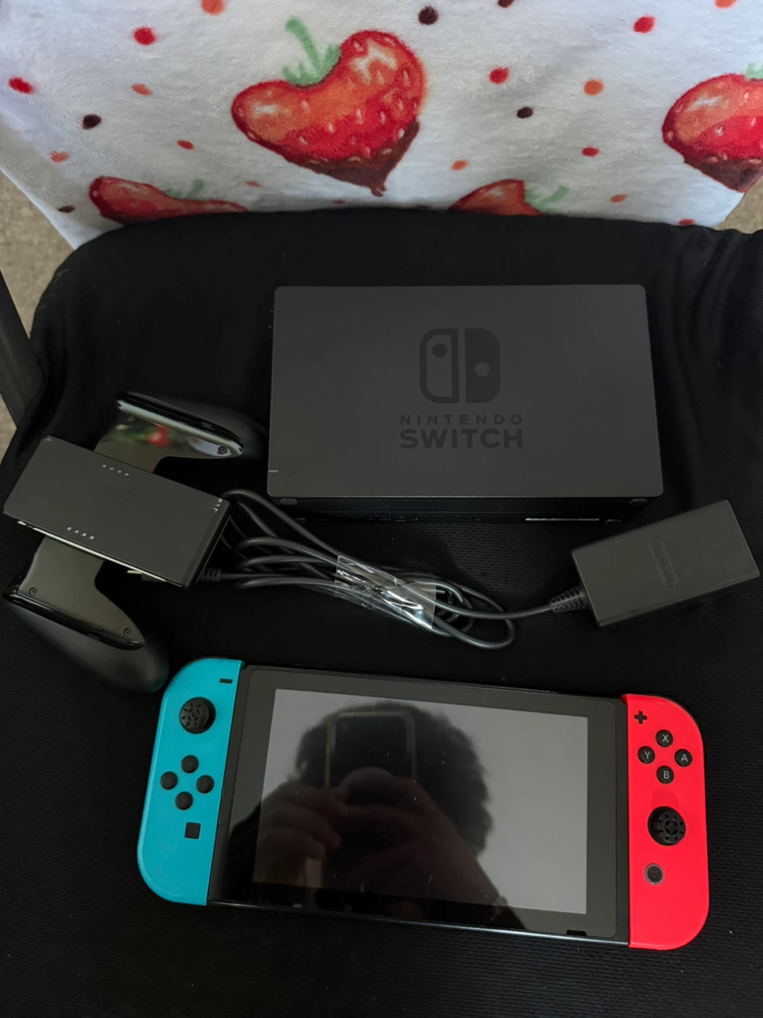 Nintendo Switch Console Bundle - photo 2