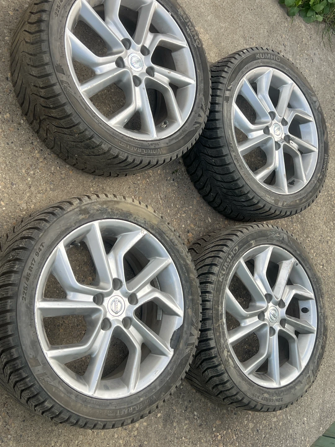 4 Nissan 17-inch Wheels with Kumho Winter Tires - photo 2