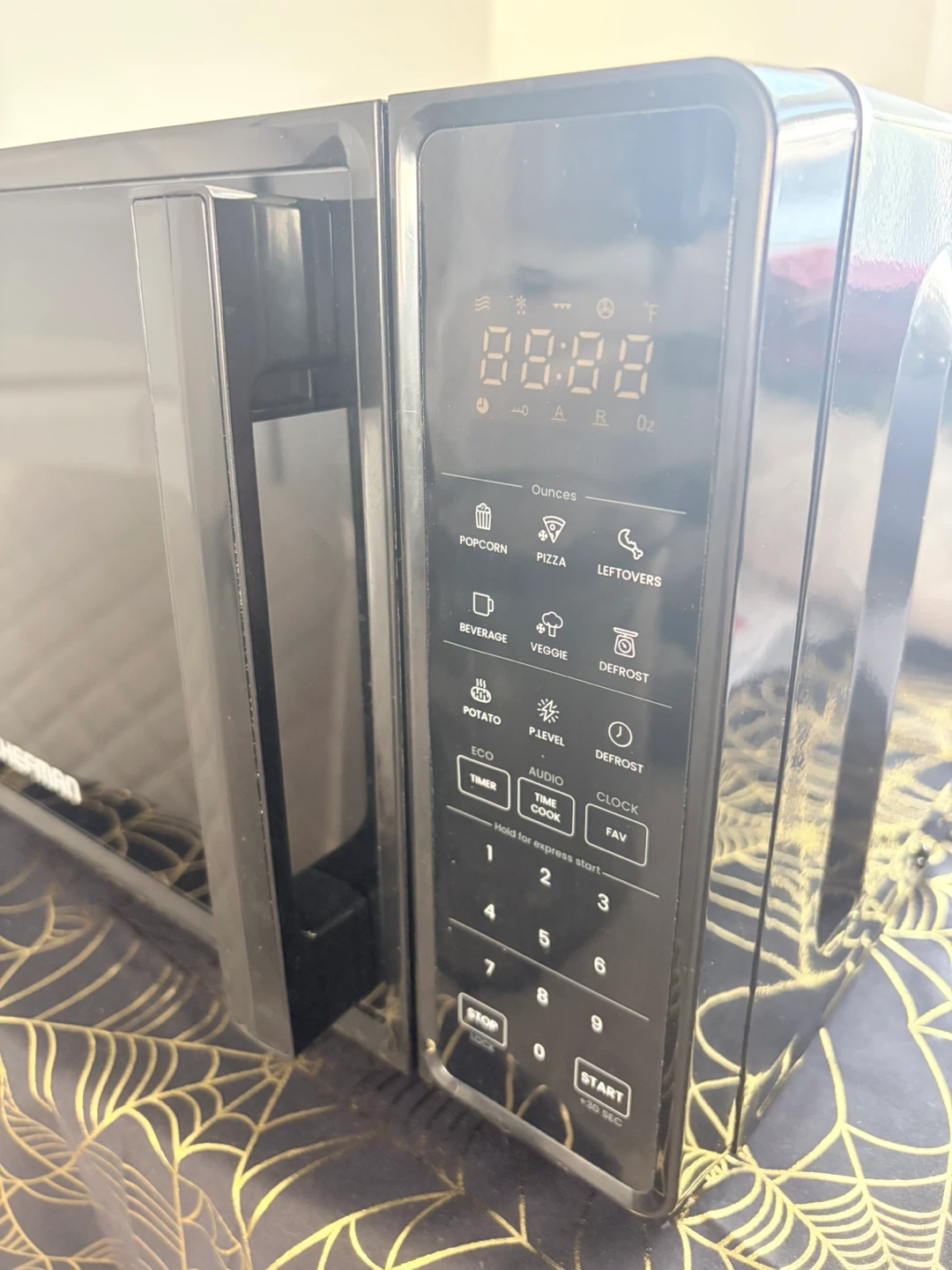 Chefman Microwave - photo 2