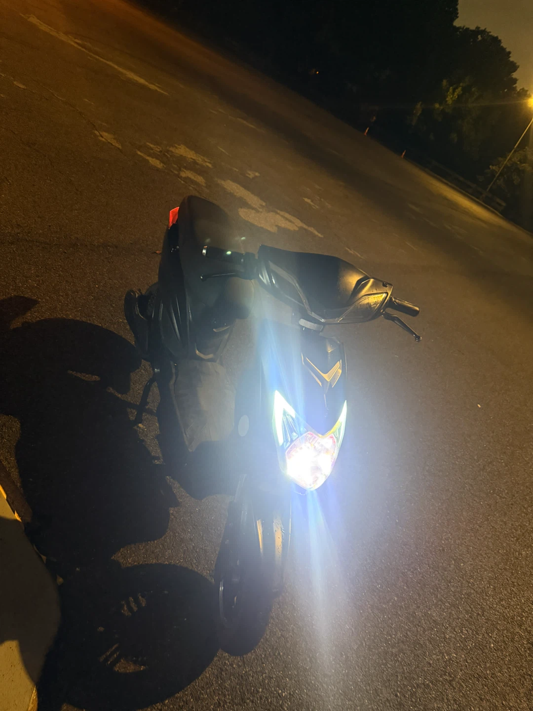 Electric Scooter with Digital Display - photo 3