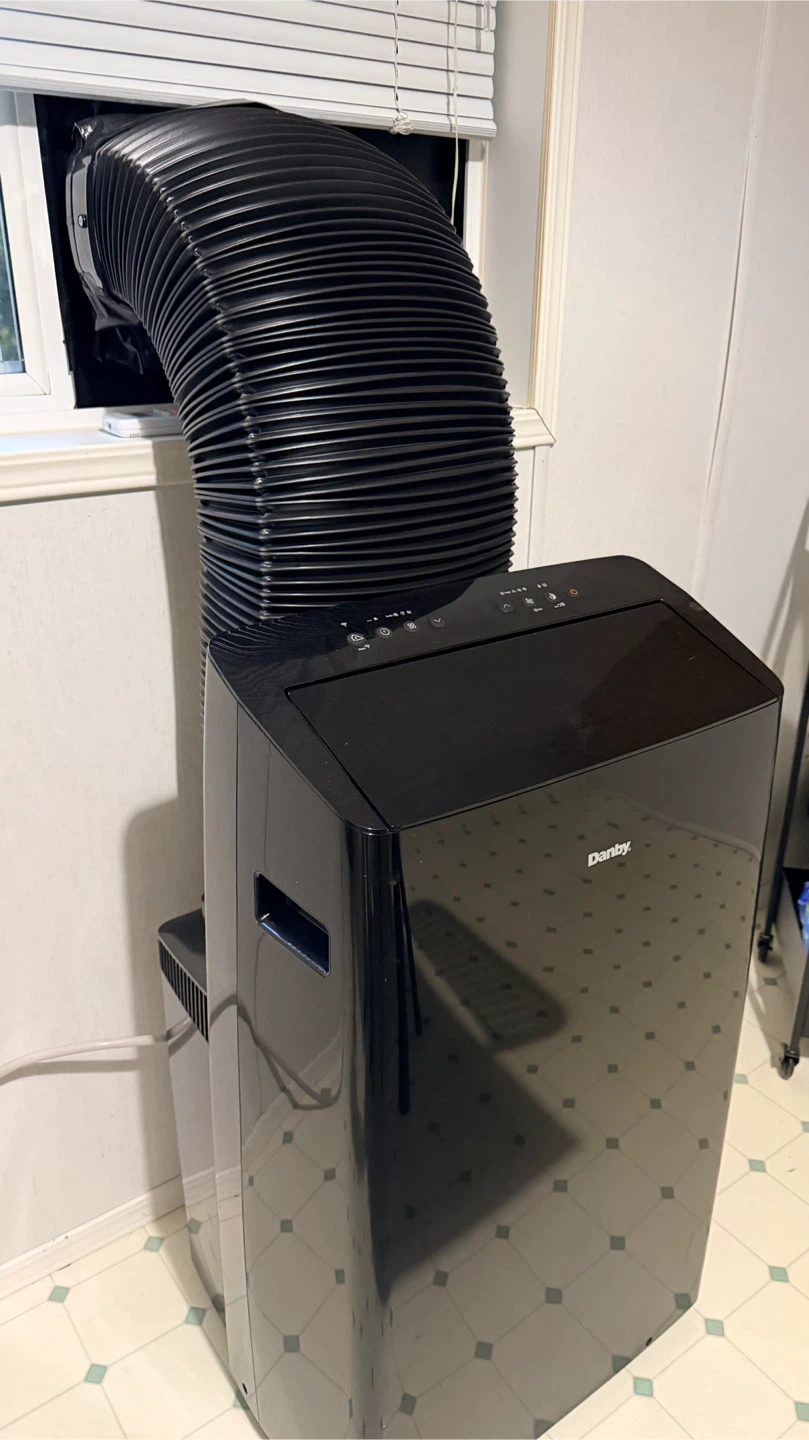 Danby Portable Air Conditioner - photo 2