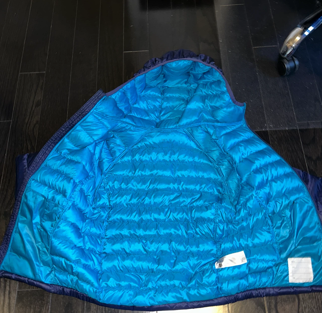 Lativ Airy Down hooded jacket navy blue - photo 3
