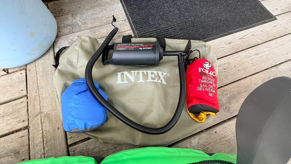 Intex Challenger K1 Inflatable Kayak Set - photo 2
