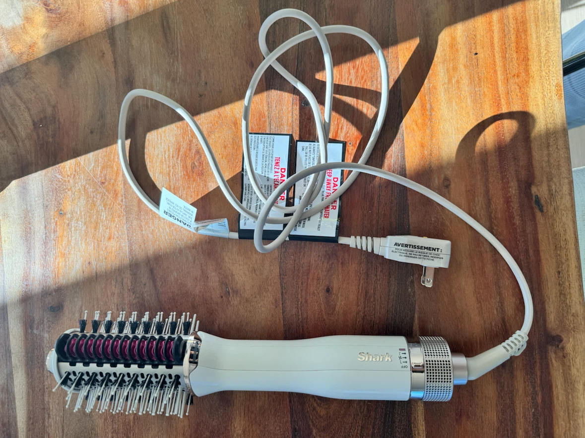 Shark Hair Styling Brush