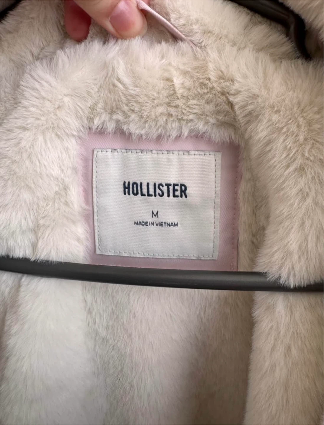 Hollister Pink Puffer Jacket - photo 2