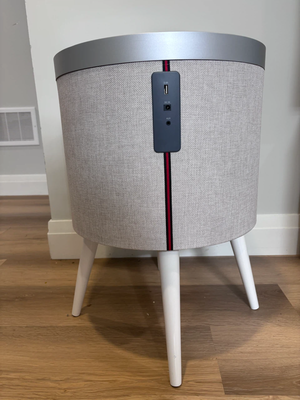 Smart Side Table Speaker with Wireless Charging - photo 3