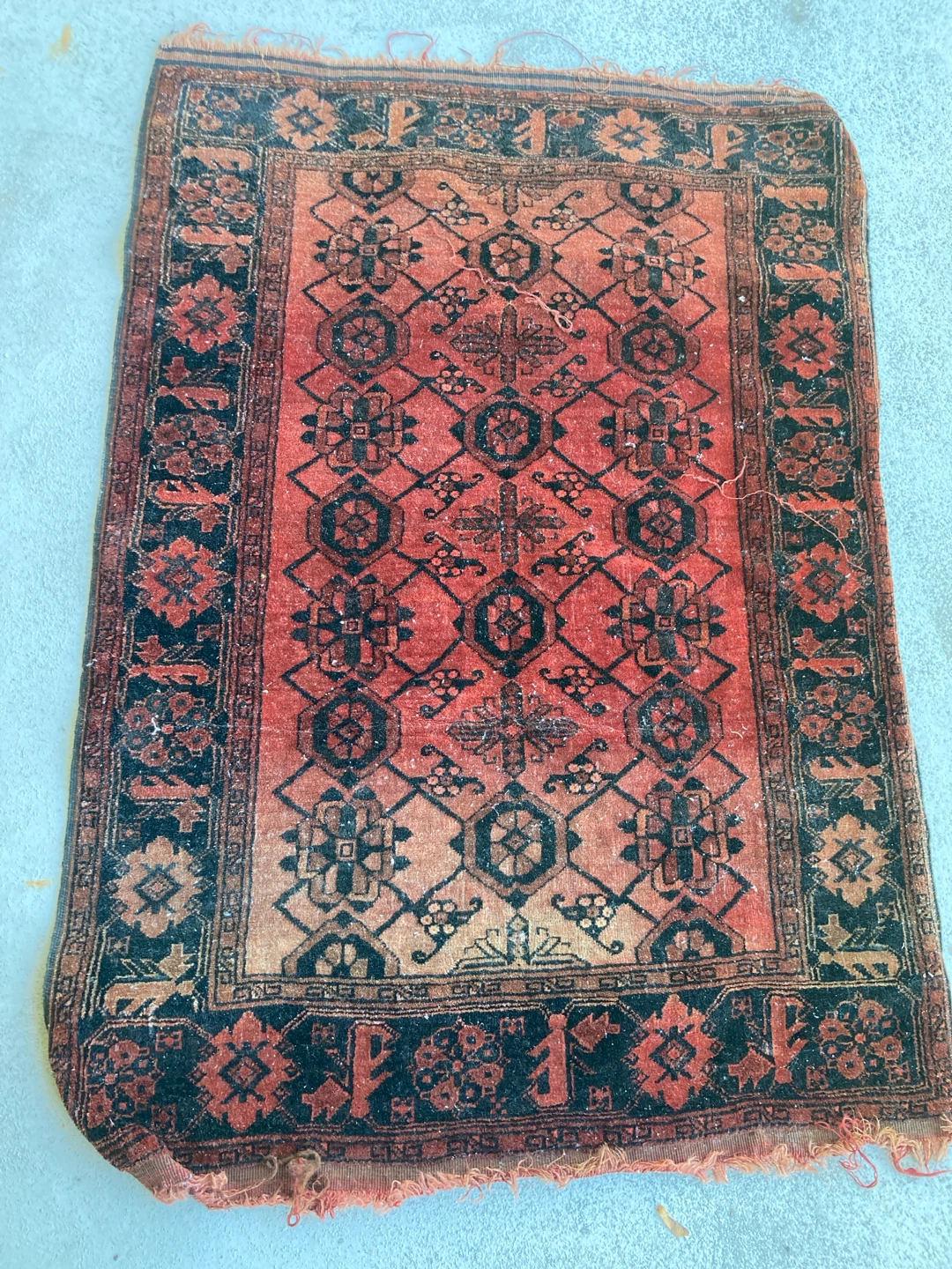 Vintage Hand-Woven Red and Black Patterned Area Rug - photo 2