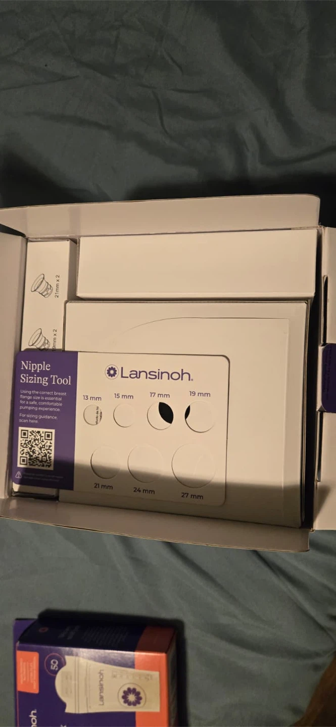 Wearable Breast Pump and Storage Bags - photo 3