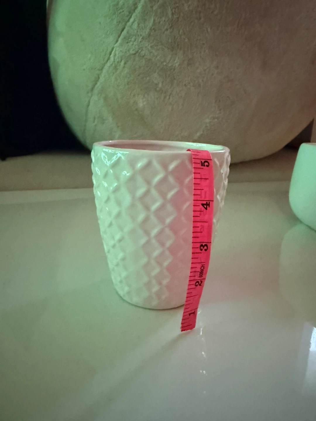 White Textured Planter Pot - photo 2