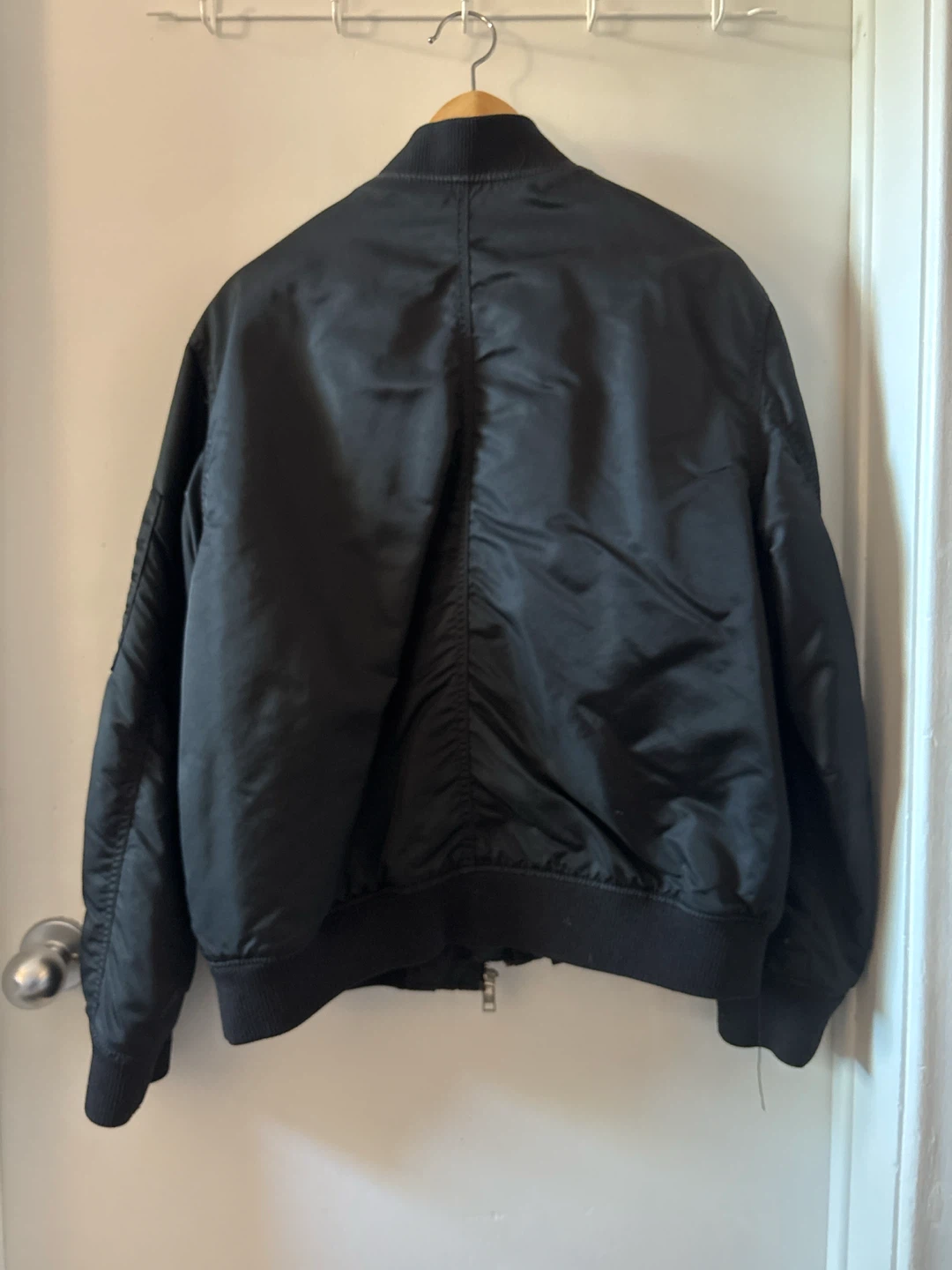H&M Black Bomber Jacket - photo 2