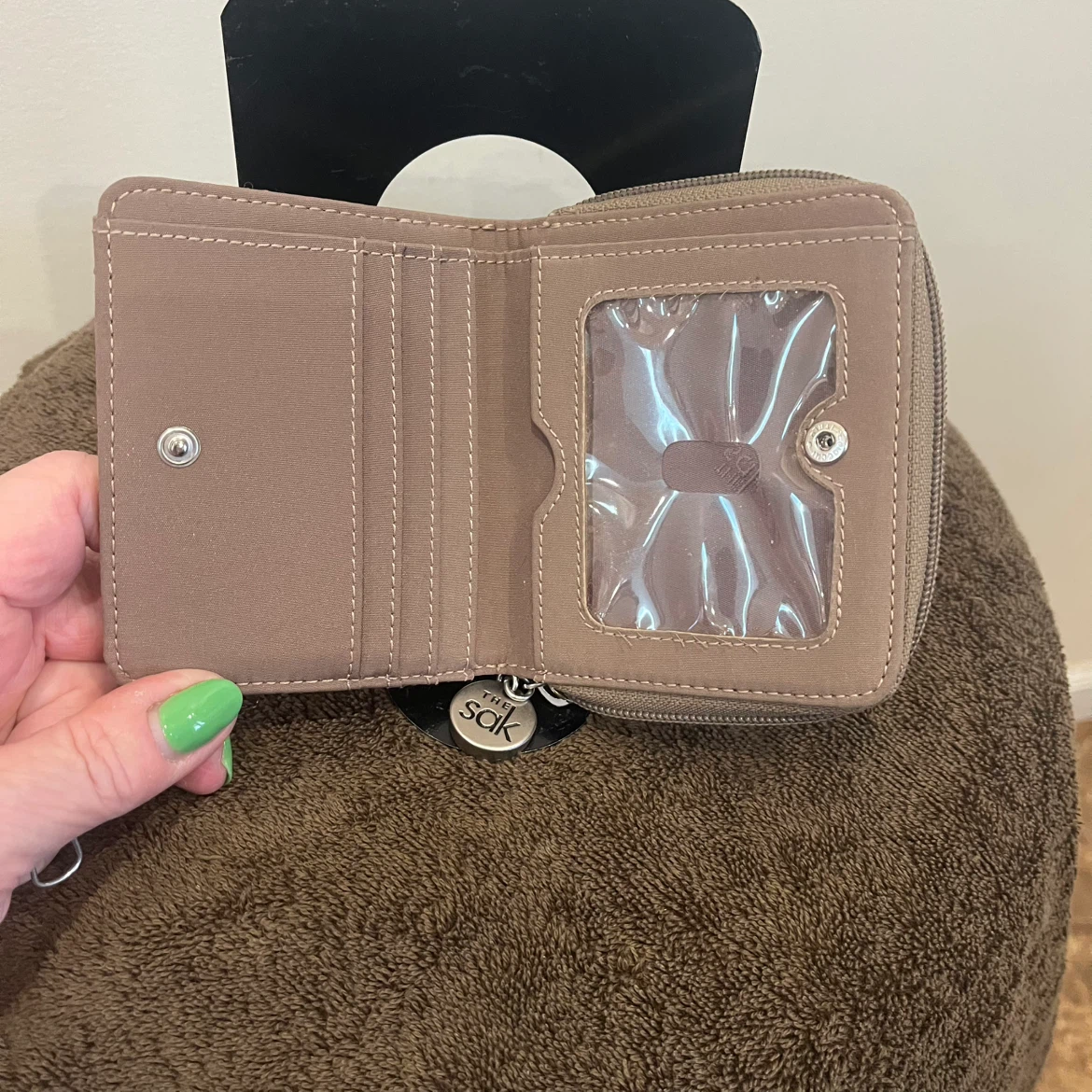 The Sak Crochet Wallet Taupe - photo 2