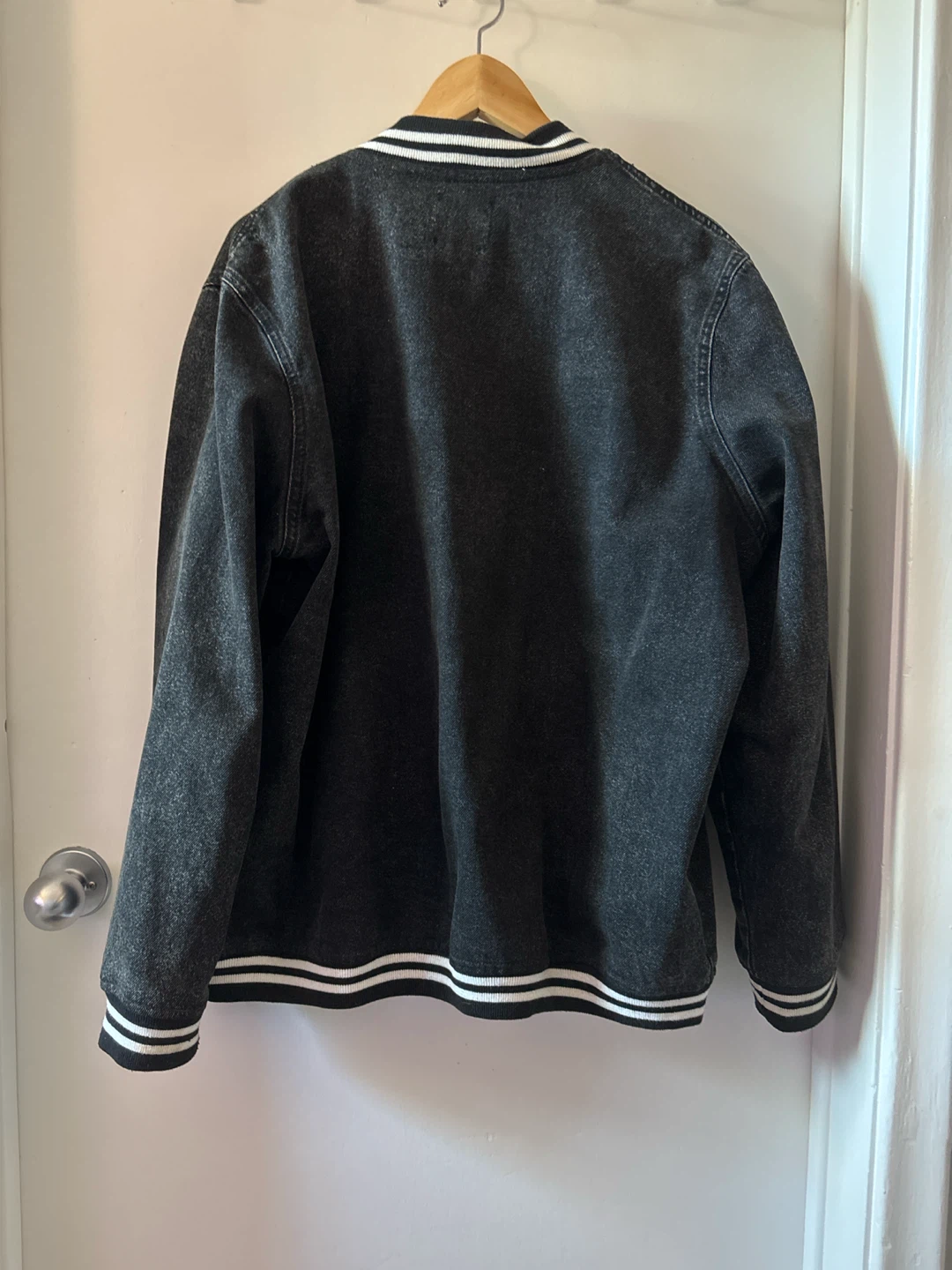 BoohooMAN Varsity Jacket - photo 2