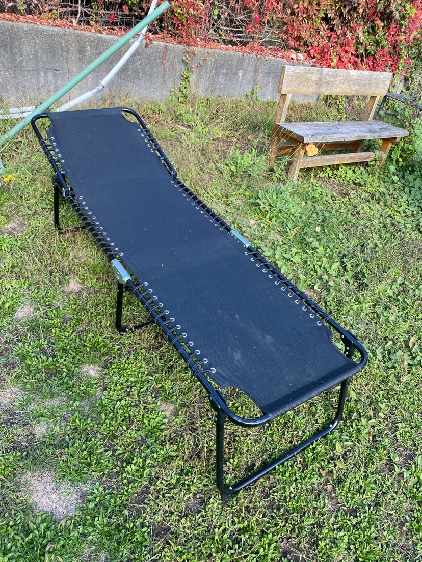 Black Outdoor Folding Lounger