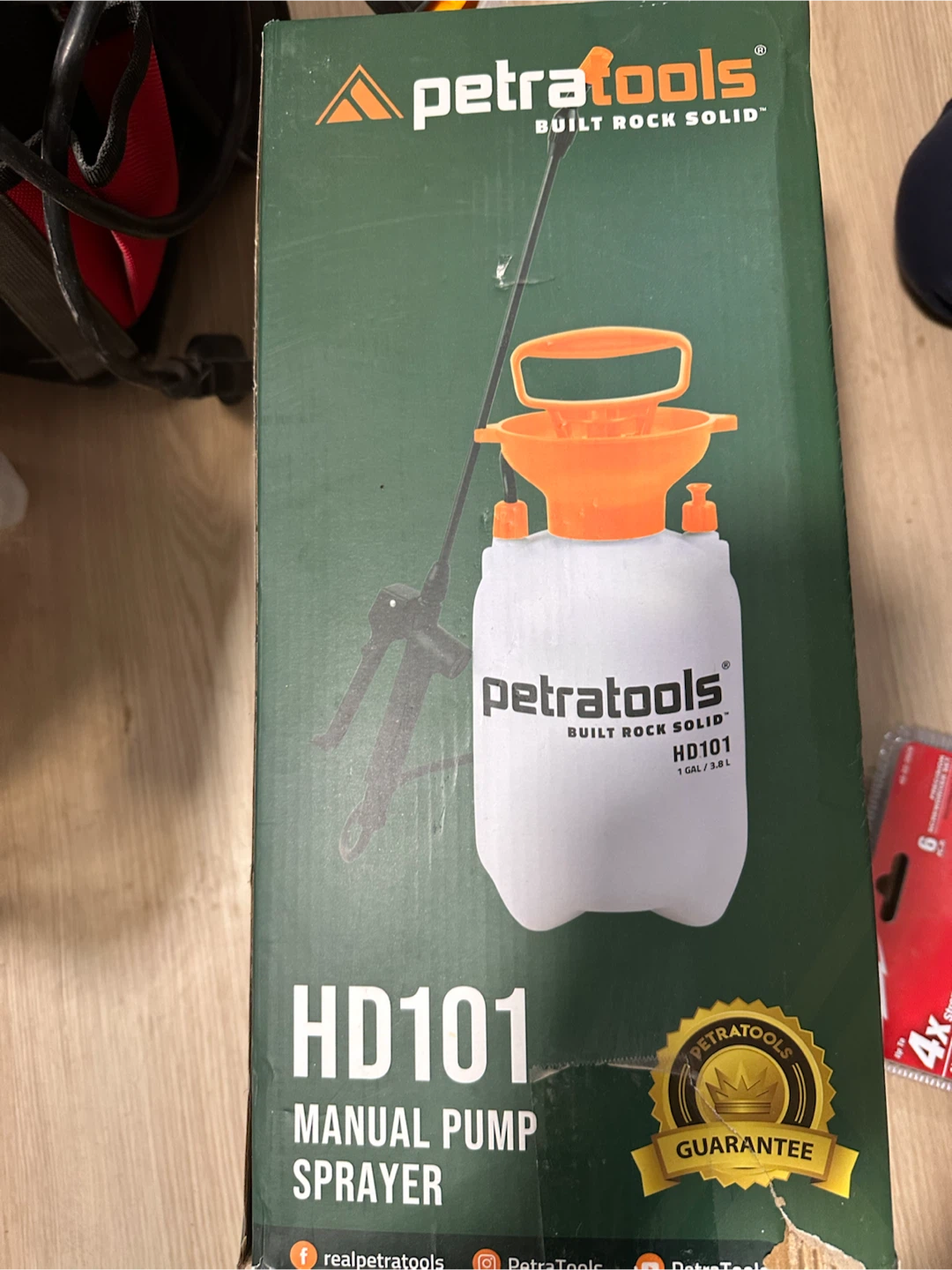 PetraTools HD101 Manual Pump Sprayer 1-Gallon