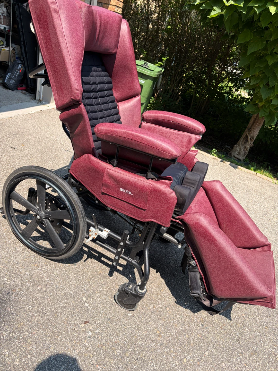 Broda Positioning Wheelchair - photo 2