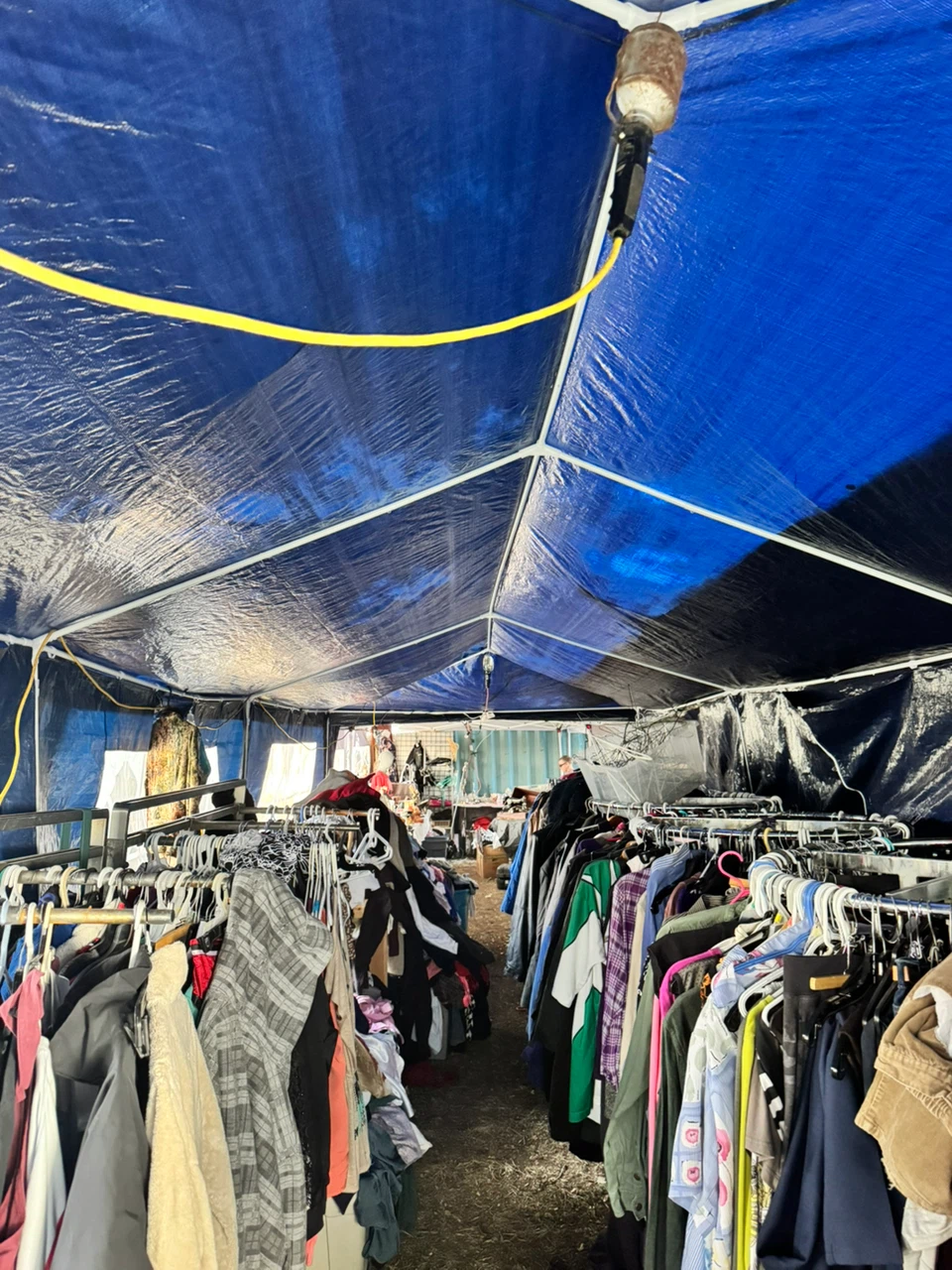 Party tent - photo 4